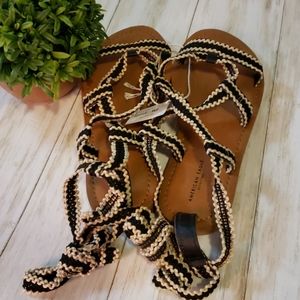 Size 7 ankle wrap nwt sandals